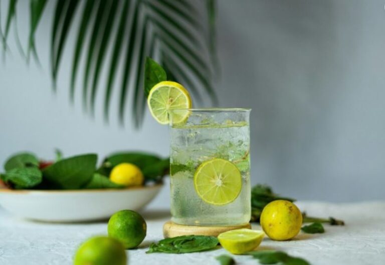 5 beneficios para la salud del jugo de limón